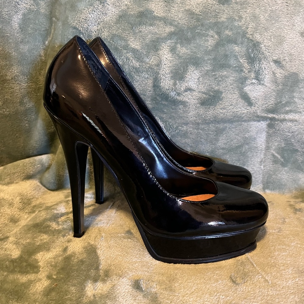 Sexy Steve Madden heels
